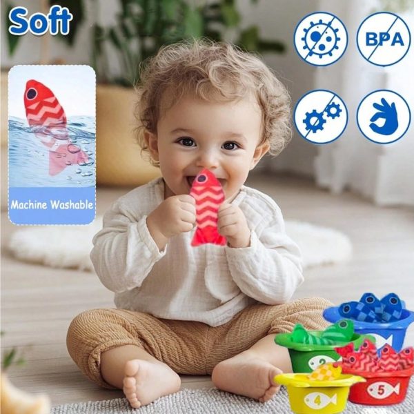 Joc bebe de Pescuit Magnetic din Textil Little Fishpond